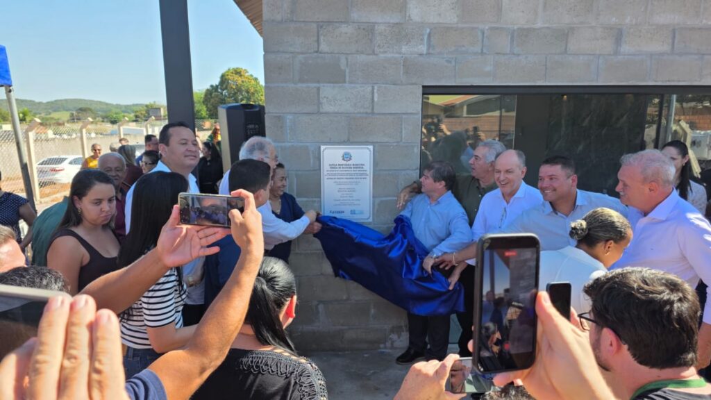 Prefeitura de Coxim inaugura Capela de Despedidas